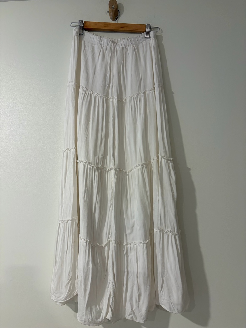 Brandy Melville Women's White Tiered Maxi Skirt - Picture 1 of 6